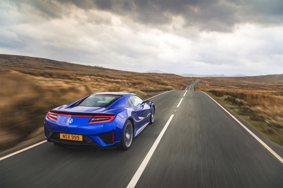  Honda NSX 2016 года  (UK) (фото 75 из 120)